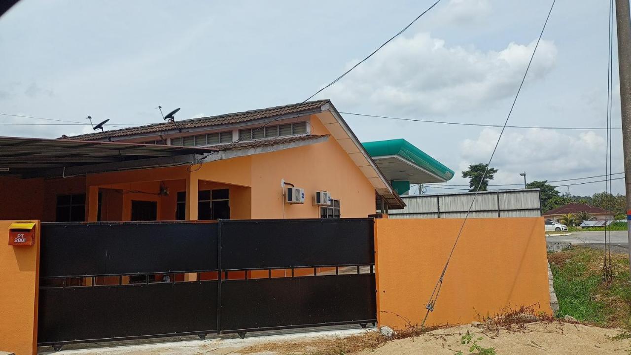 Ns Homestay Private Pool Tanah Merah  Ngoại thất bức ảnh
