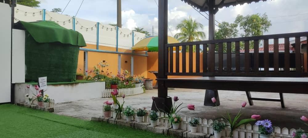 Ns Homestay Private Pool Tanah Merah  Ngoại thất bức ảnh